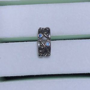 Retired Pandora Clip Charm